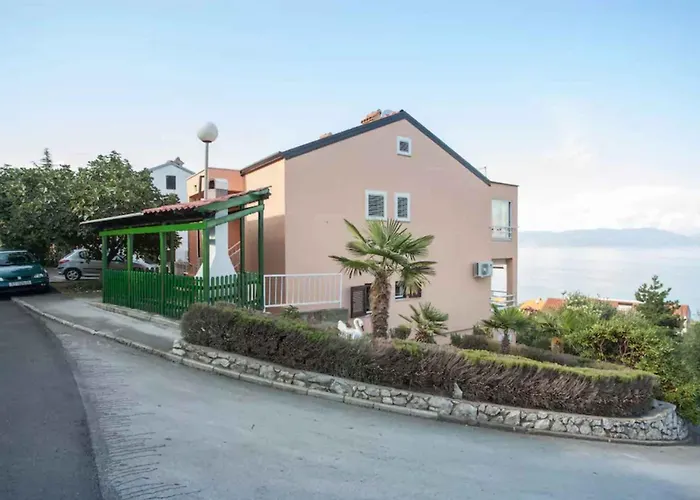 In 46700 Apartamento