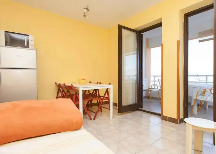 Apartamento In 46700