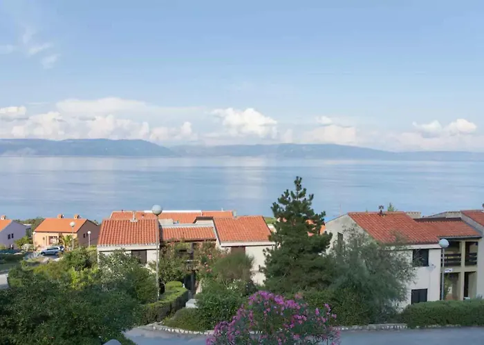 Apartamento In 46700 Ravni